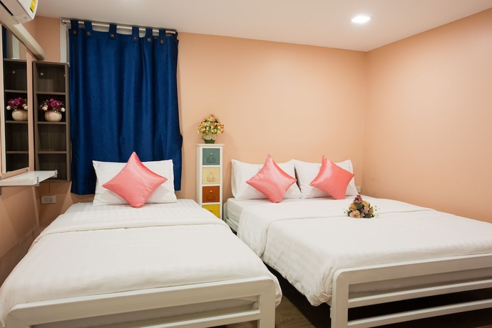 Imagen de la habitación del Hotel Le Clarita. Foto 8