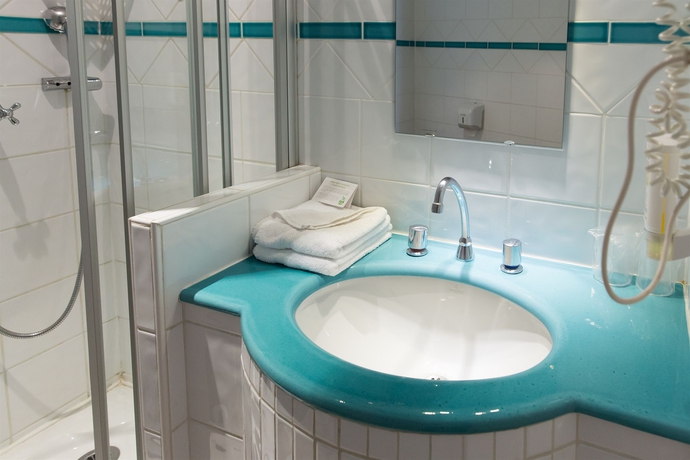 Imagen de la habitación del Hotel Le Clocher De Rodez. Foto 8