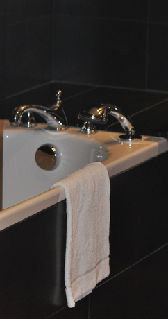 Imagen de la habitación del Hotel Le Cloitre St Louis. Foto 7