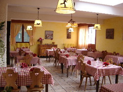 Imagen general del Hotel Le Clos, Besse-et-Saint-Anastaise. Foto 13