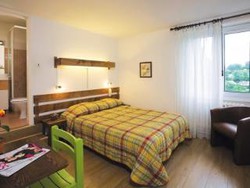 Imagen general del Hotel Le Clos, Besse-et-Saint-Anastaise. Foto 19