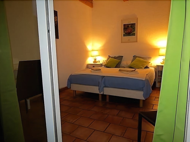 Imagen de la habitación del Hotel Le Clos, Carcassonne. Foto 8