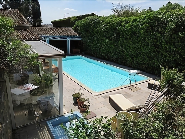 Imagen de la piscina del Hotel Le Clos, Carcassonne. Foto 17