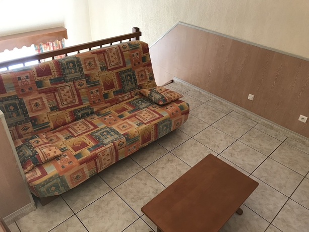 Imagen de la habitación del Hotel Le Clos Cerdan. Foto 7