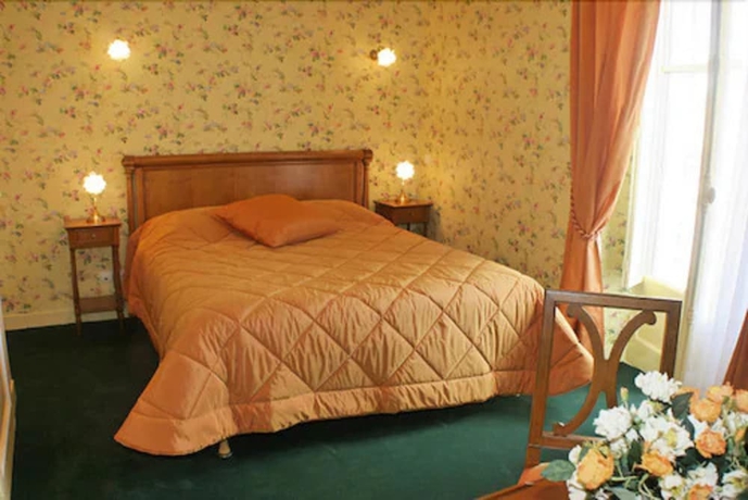 Imagen de la habitación del Hotel Le Clos De Bourgogne. Foto 6