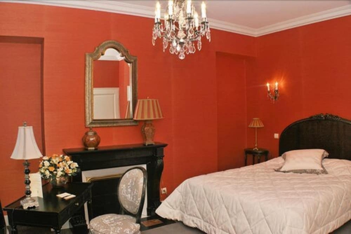 Imagen de la habitación del Hotel Le Clos De Bourgogne. Foto 9