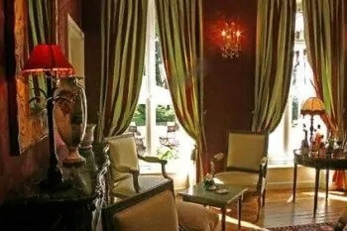 Imagen del bar/restaurante del Hotel Le Clos De Bourgogne. Foto 2