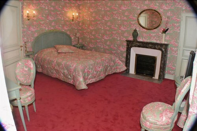 Imagen de la habitación del Hotel Le Clos De Bourgogne. Foto 14