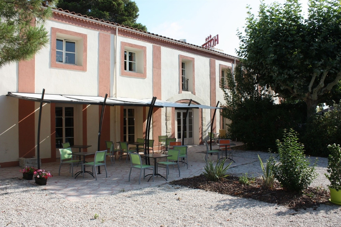 Imagen de los exteriores del Hotel Le Clos De L'aube Rouge. Foto 7