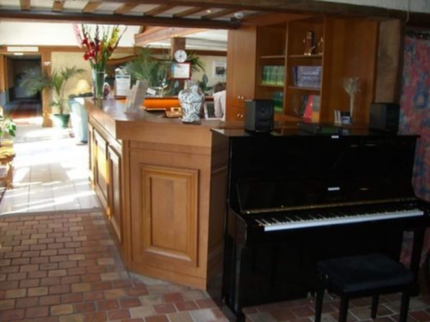 Imagen de los interiores del Hotel Le Clos Deauville Saint-gatien. Foto 19