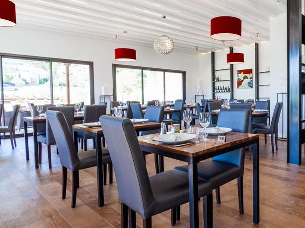 Imagen del bar/restaurante del Hotel Le Clos Des Arts. Foto 2