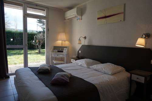 Imagen de la habitación del Hotel Le Clos Des Bruyeres. Foto 11
