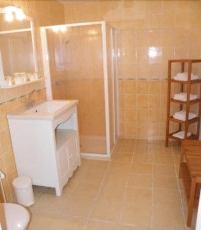 Imagen de la habitación del Hotel Le Clos Des Pins. Foto 4