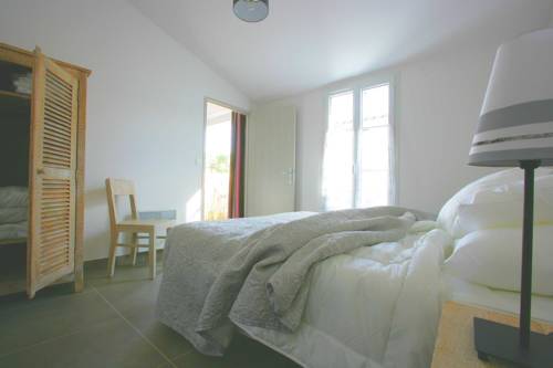 Imagen de la habitación del Hotel Le Clos Des Vieux Moulins. Foto 13