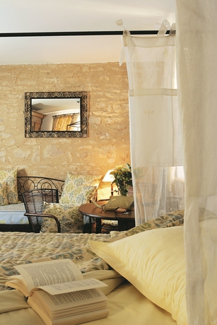 Imagen de la habitación del Hotel Le Clos. Foto 6