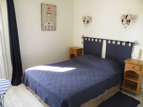 Imagen de la habitación del Hotel Le Clos Fleuri, Belle Ile. Foto 14