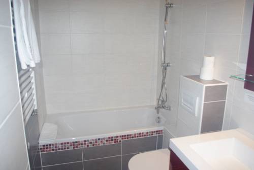 Imagen de la habitación del Hotel Le Clos, GAP. Foto 3