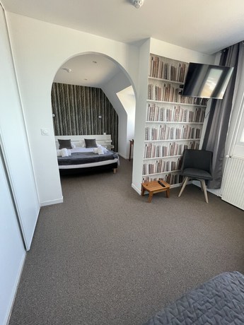 Imagen de la habitación del Hotel Le Clos Normand. Foto 5