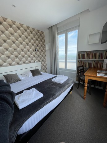 Imagen de la habitación del Hotel Le Clos Normand. Foto 9