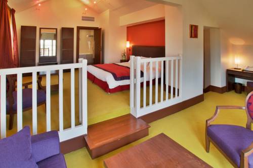 Imagen de la habitación del Hotel Le Clos Rebillotte, Luxeuil Les Bains. Foto 11