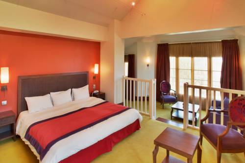 Imagen de la habitación del Hotel Le Clos Rebillotte, Luxeuil Les Bains. Foto 12