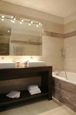 Imagen de la habitación del Hotel Le Clos Saint-martin and Spa. Foto 4