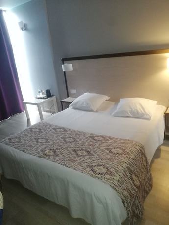 Imagen de la habitación del Hotel Le Clos de Sangonis. Foto 12
