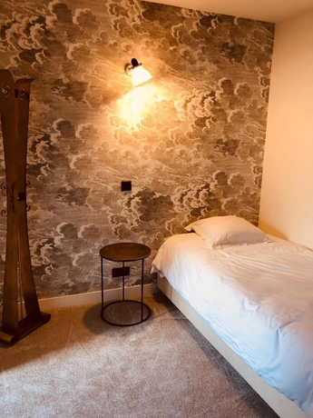 Imagen de la habitación del Hotel Le Cobh. Foto 11