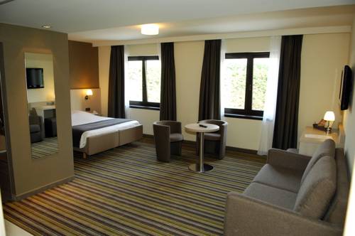 Imagen de la habitación del Hotel Le Côté Vert. Foto 13