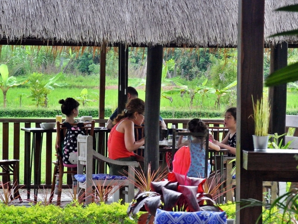 Imagen del bar/restaurante del Hotel Le Cocotier Resort. Foto 5