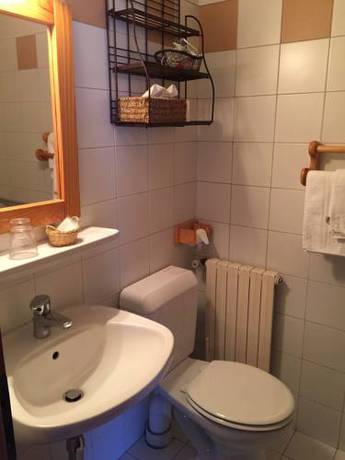 Imagen de la habitación del Hotel Le Coin Savoyard. Foto 7