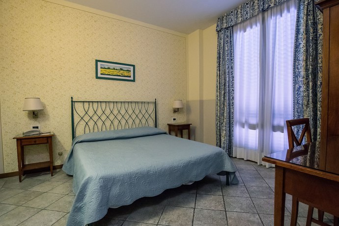 Imagen de la habitación del Hotel Le Colline. Foto 10