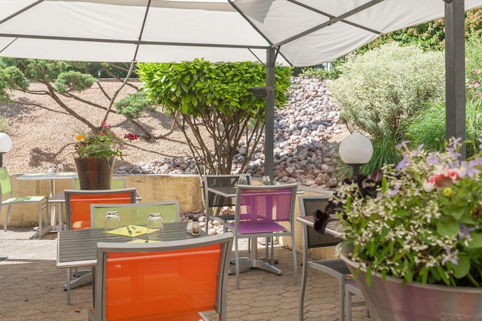 Imagen del bar/restaurante del Hotel Le Collonges. Foto 6