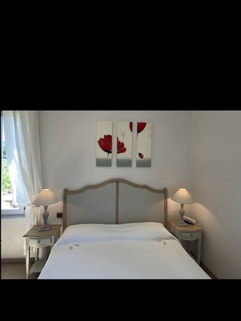 Imagen de la habitación del Hotel Le Colombier, Moustiers Sainte Marie. Foto 2