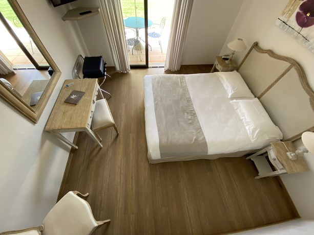 Imagen de la habitación del Hotel Le Colombier, Moustiers Sainte Marie. Foto 4