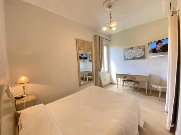 Imagen de la habitación del Hotel Le Colombier, Moustiers Sainte Marie. Foto 7