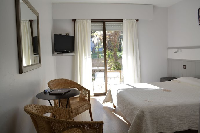Imagen de la habitación del Hotel Le Colombier, Moustiers Sainte Marie. Foto 17