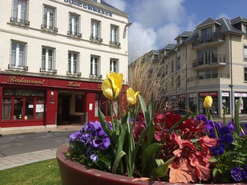 Imagen de la habitación del Hotel Le Commerce, Fecamp. Foto 2