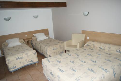 Imagen de la habitación del Hotel Le Commerce, Fecamp. Foto 10