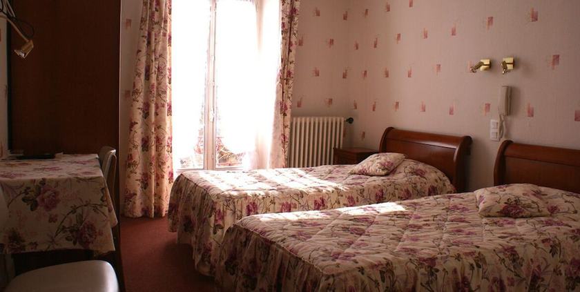 Imagen de la habitación del Hotel Le Commerce, Mirepoix. Foto 13