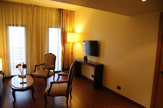 Imagen de la habitación del Hotel Le Commodore. Foto 15