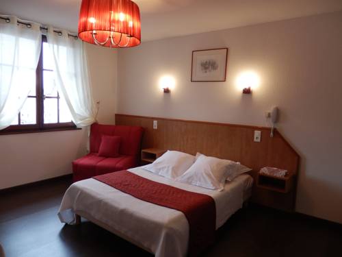 Imagen de la habitación del Hotel Le Comte Rouge. Foto 10