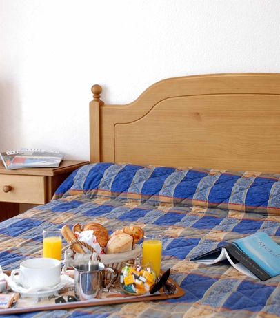 Imagen de la habitación del Hotel Le Concorde. Foto 4