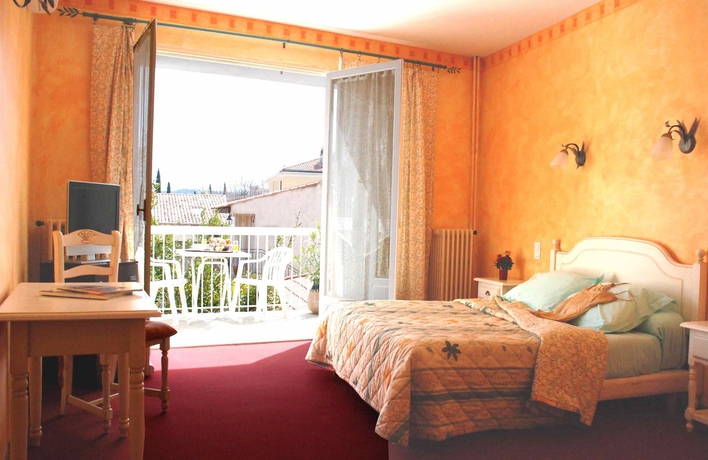 Imagen de la habitación del Hotel Le Concorde. Foto 7