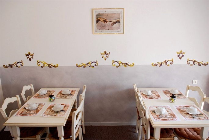 Imagen del bar/restaurante del Hotel Le Concorde. Foto 3