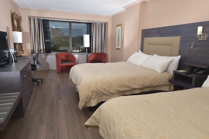 Imagen de la habitación del Hotel Le Concorde Québec. Foto 7