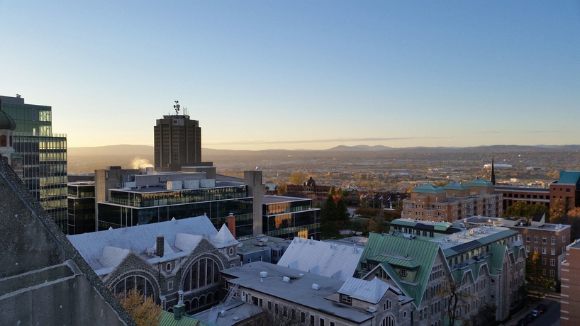 Imagen de la habitación del Hotel Le Concorde Québec. Foto 11