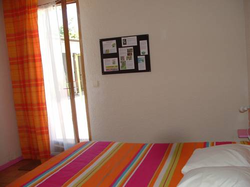 Imagen de la habitación del Hotel Le Connetable. Foto 5