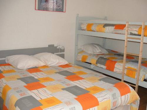 Imagen de la habitación del Hotel Le Connetable. Foto 14