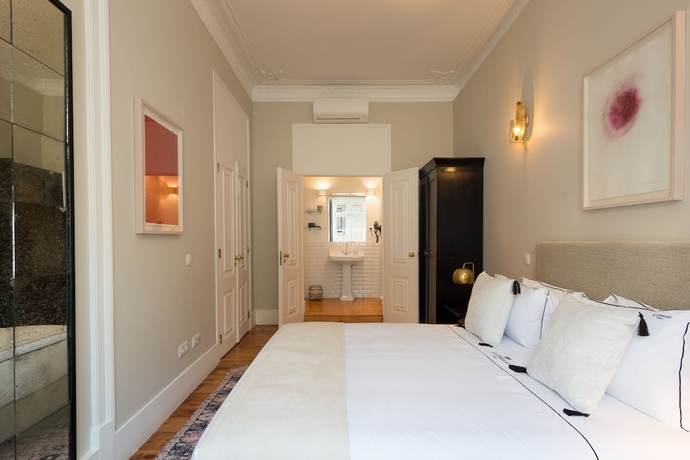 Imagen de la habitación del Hotel Le Consulat. Foto 6